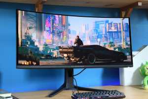 Alienware's jaw-dropping OLED gaming monitor has never been cheaper