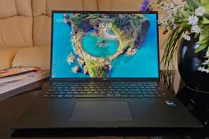 LG Gram 17 (2023) review: A featherweight, big-screen laptop